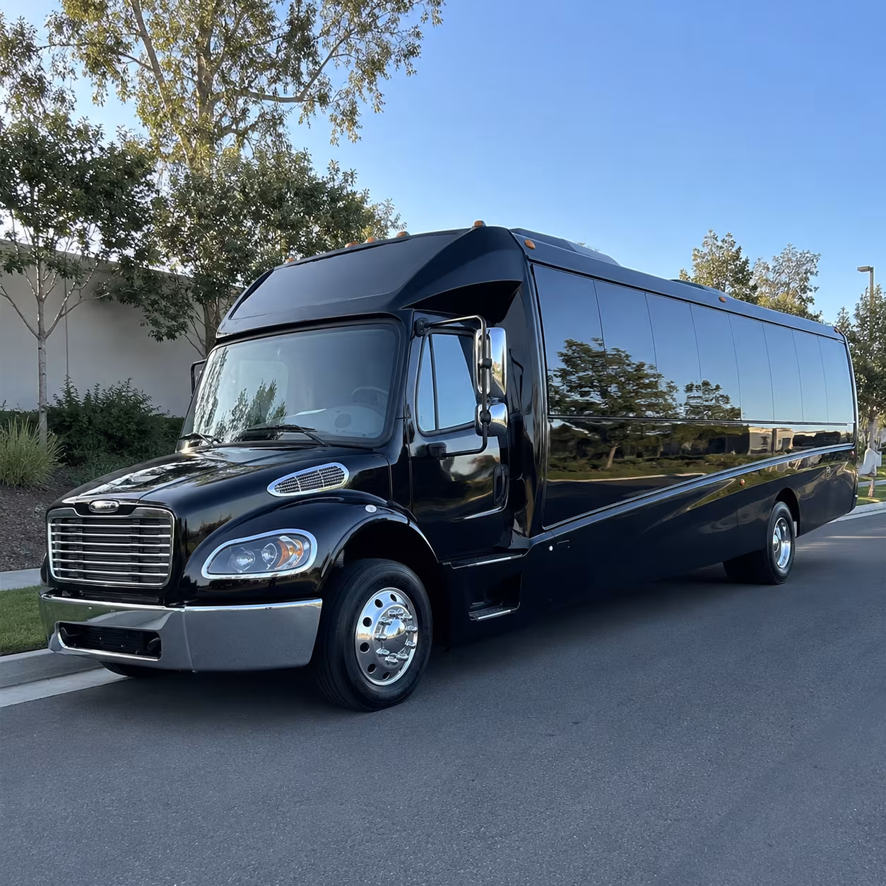 concert bus rentals for groups traveling to atlanta from macon