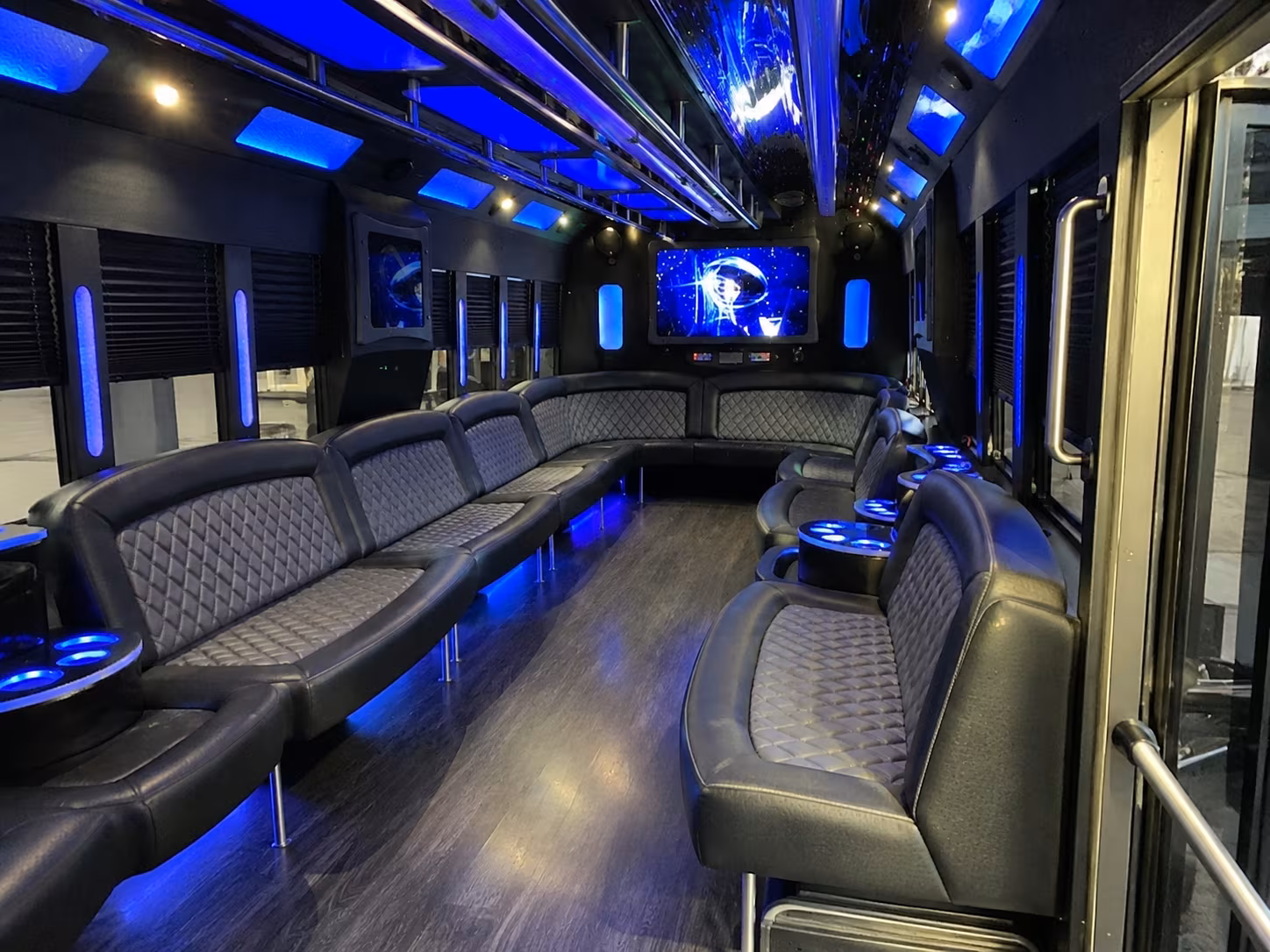 macon 28 passenger party bus interior
