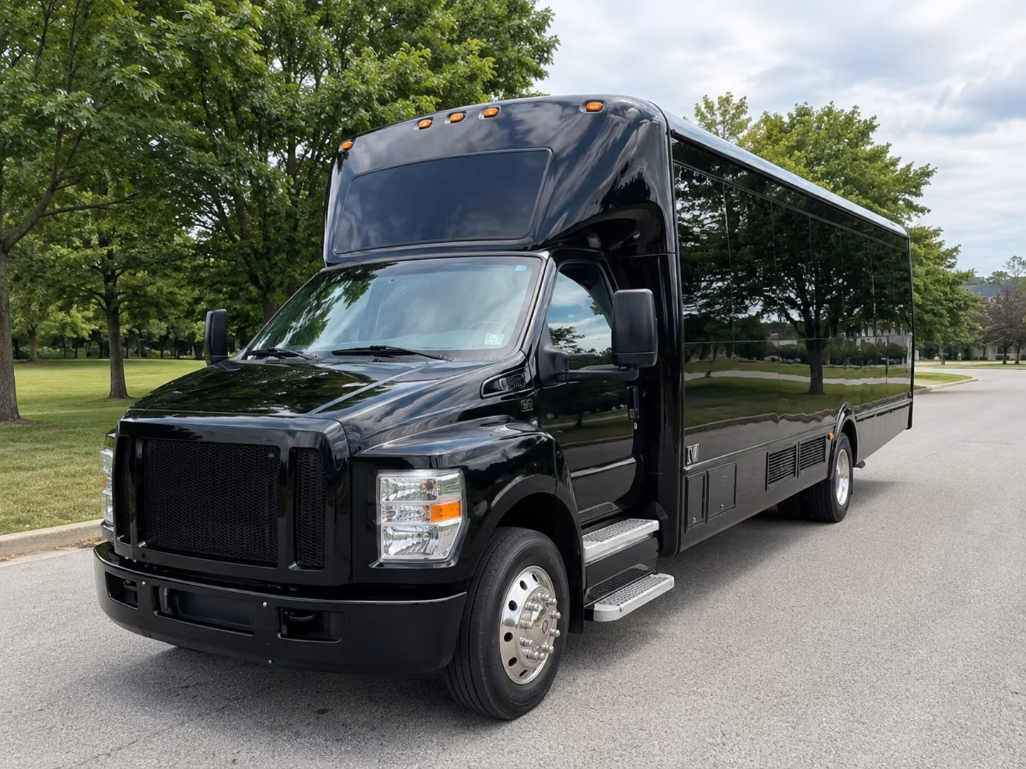 macon party bus