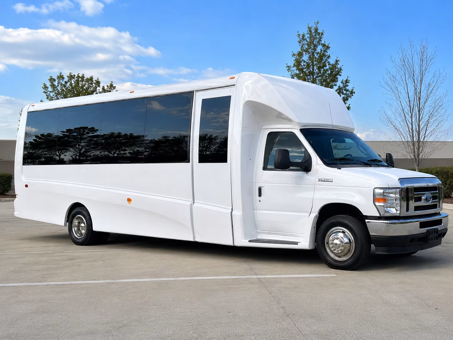 multi stop corporate tour buses across middle georgia