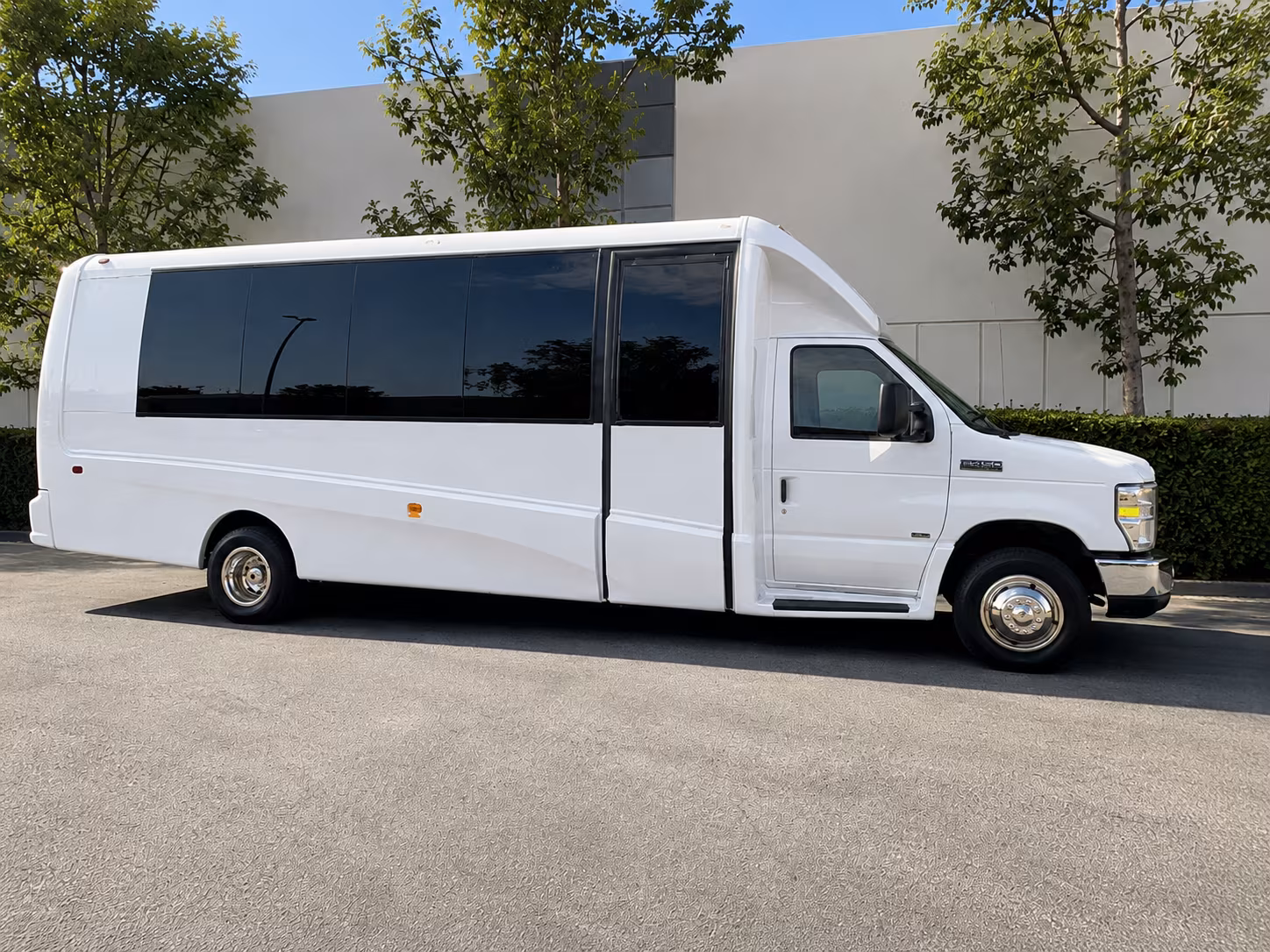 smooth festival and concert buses for macon s biggest events